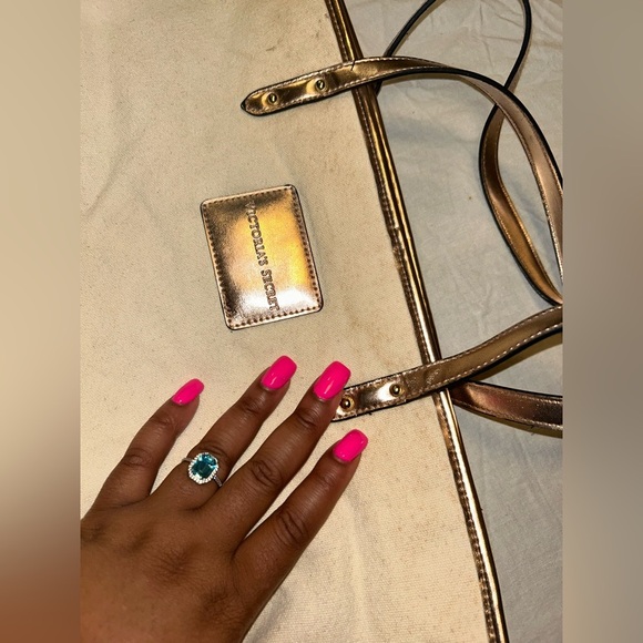 Victoria's Secret Gold and Cream Tote with Elegant Design - Picture 10 of 10